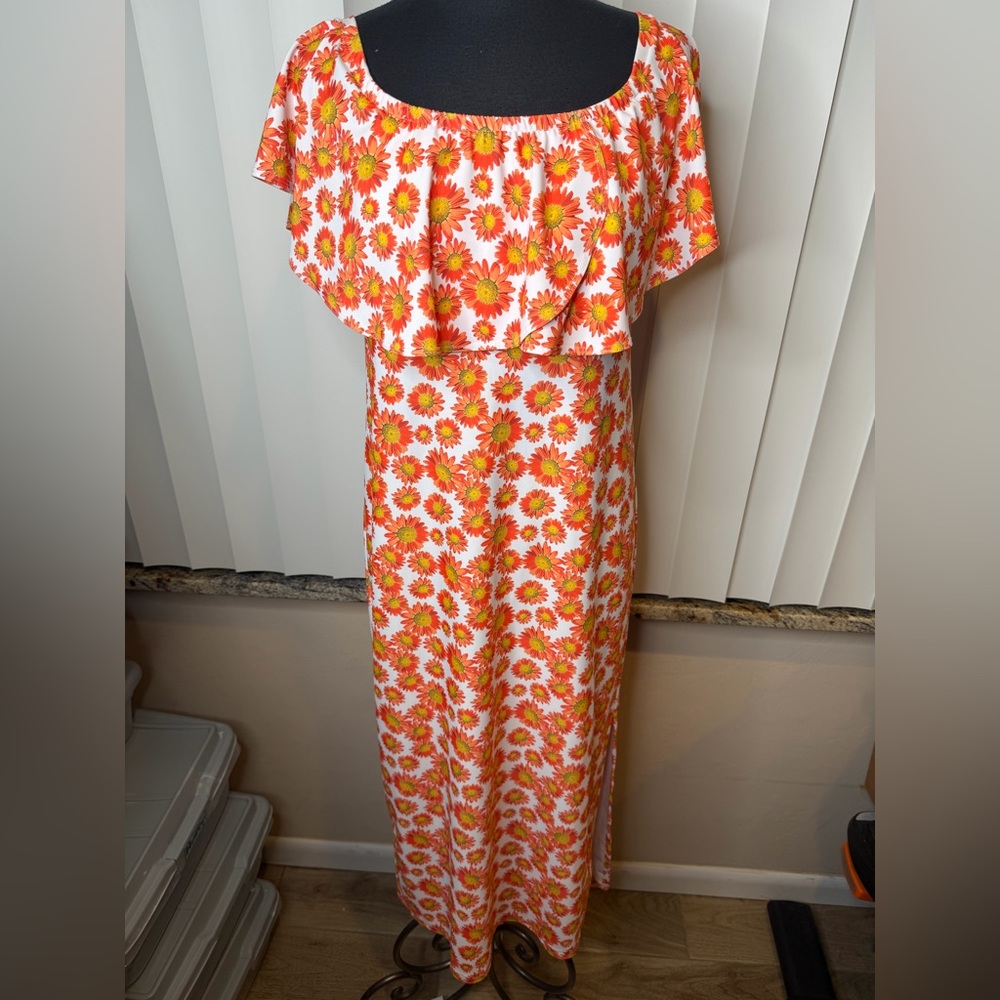 Patti Biggs Floral Off-Shoulder UV 50 Protection Maxi Dress Size Medium